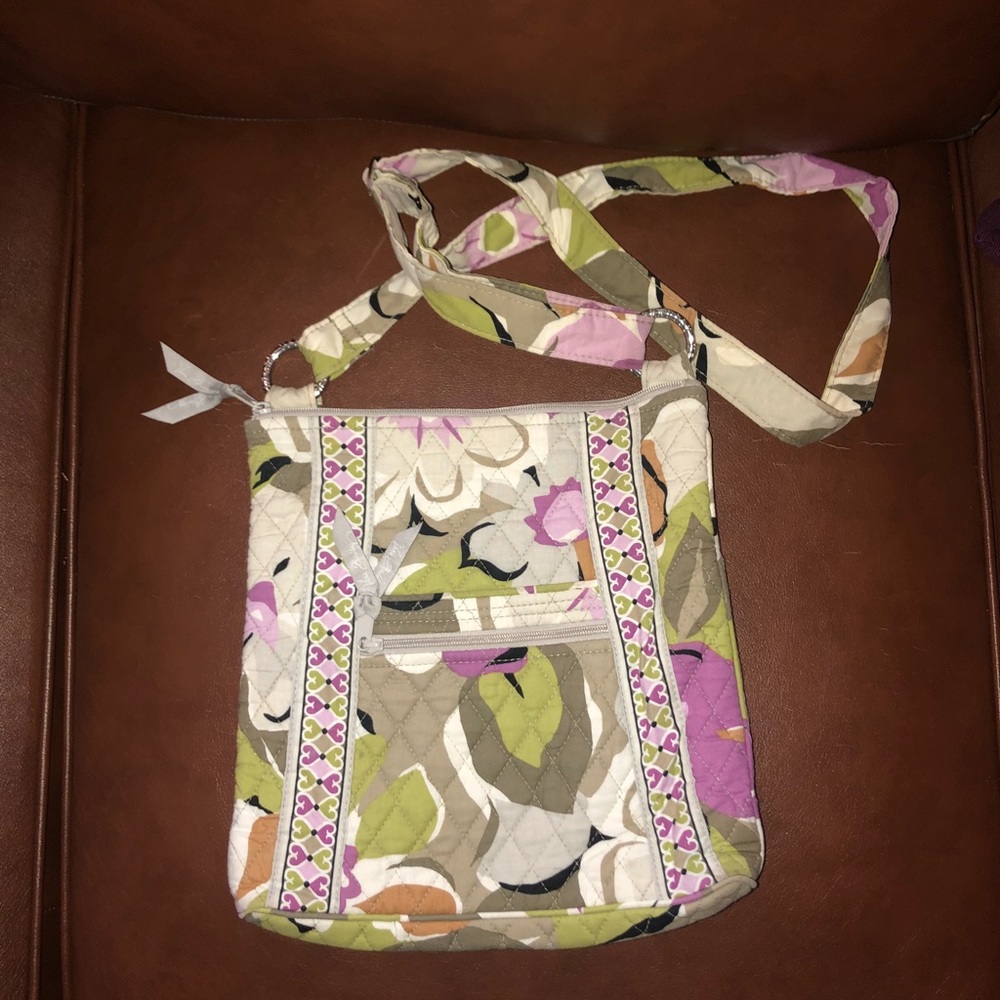 Vera Bradley Crossbody 🌺